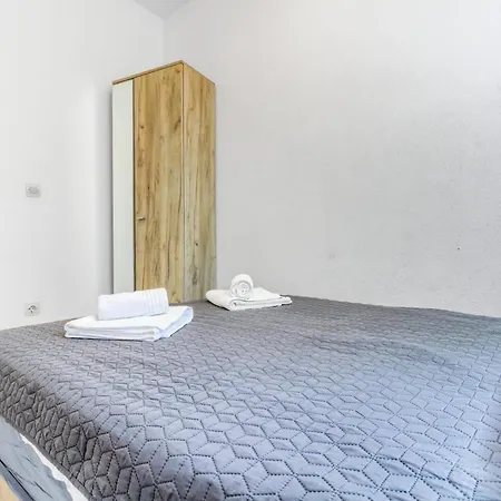 Ann Apartment *