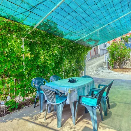 Ann Apartment Marina