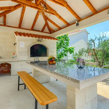 Apartamento Ann Marina (Bossoglina)
